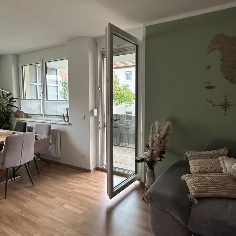 Familientraum - 3 Zimmer Wohnung mit großer Loggia + Kaufoption _1_22 - Photo 1