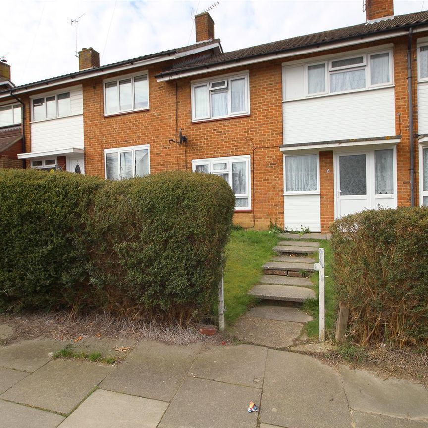 Baker Close, Southgate - Photo 1