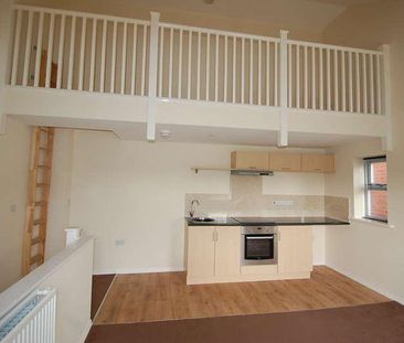 St Martins Court, Derbyshire, Church Gresley, DE11 - Photo 2