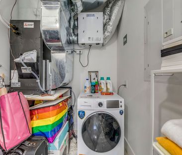 For Lease - 19 Hatfield (Lower #3) Crescent, Toronto, Ontario - Photo 2