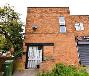 2 bedroom Flat in Whincover Drive, Leeds - Photo 6