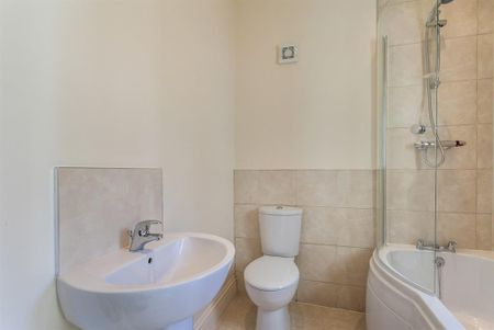 2 bedroom end of terrace house to rent - Photo 3