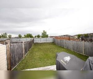 3 Bed 2.5 Bath Duplex Southfort Fort Saskatchewan - Photo 6