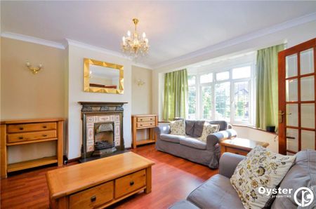 3 bedroom semi-detached house to rent - Photo 2