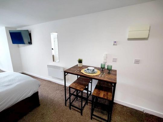 1 bedroom apartment to rent - Photo 1