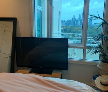 Port Melbourne - Photo 5