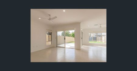 Four-Bedroom Luxury Home in Wynnum - Photo 3