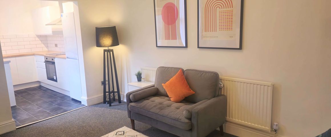Gorgeous 4 bed house - Photo 1