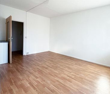 Helle 1-Raum-Wohnung mit moderner Einbauküche - Photo 4