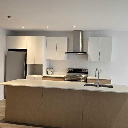 5 1/2 a louer immédiatement- PROMO 1 MOIS GRATUIT *** LAVAL - Photo 3