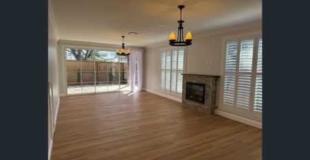 Brand-New Split-Level Deluxe Home - Photo 5