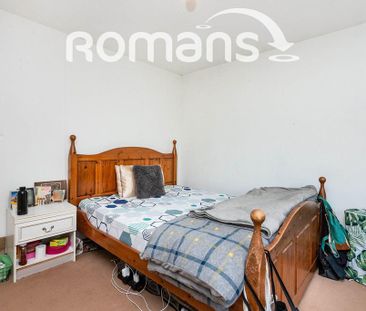 1 bedroom in a house share to rent - Photo 2
