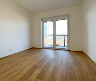 komfortable 3-Zimmer Wohnung mit großem Balkon, Erstbezug! - Foto 2