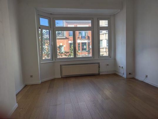 Appartement te huur - Photo 1