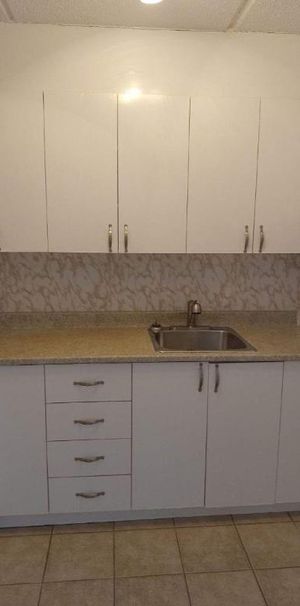 Spacieux appartement d'une chambre à St-Jean ALL INCLUDED - Photo 1