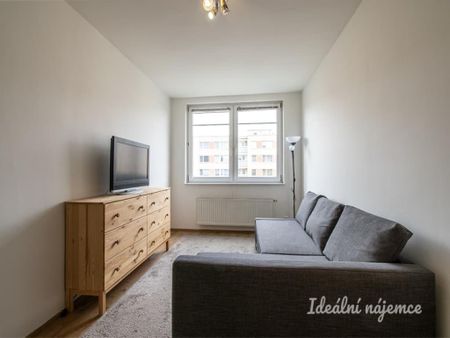 Pronájem bytu 1+kk 25 m2 - Fotografie 2
