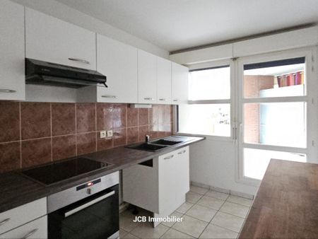Location Appartement 4 pièces 98m² TOULOUSE 31500 - Photo 5