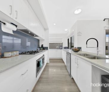 SPACIOUS FAMILY HOME IN KINBROOK ESTATE OF DONNYBROOK - Photo 5