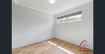 Easy-Care, Low-Maintenance Living in Mandurah! - Photo 4