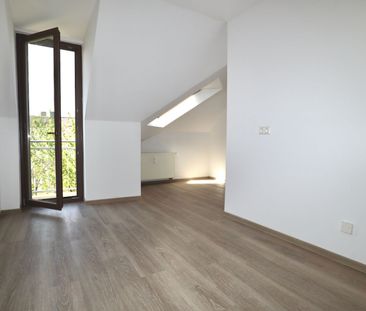 Kaßberg • große 3-Raum Wohnung • Dachgeschoss • Balkon • Chemnitz •... - Photo 2