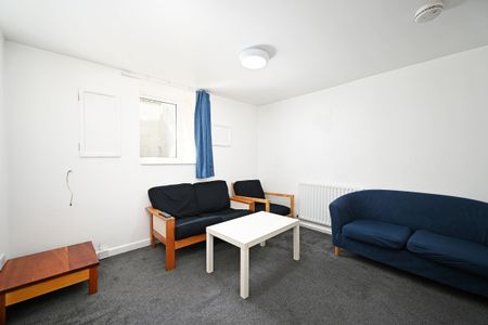 4 bedroom house share to rent - Photo 2