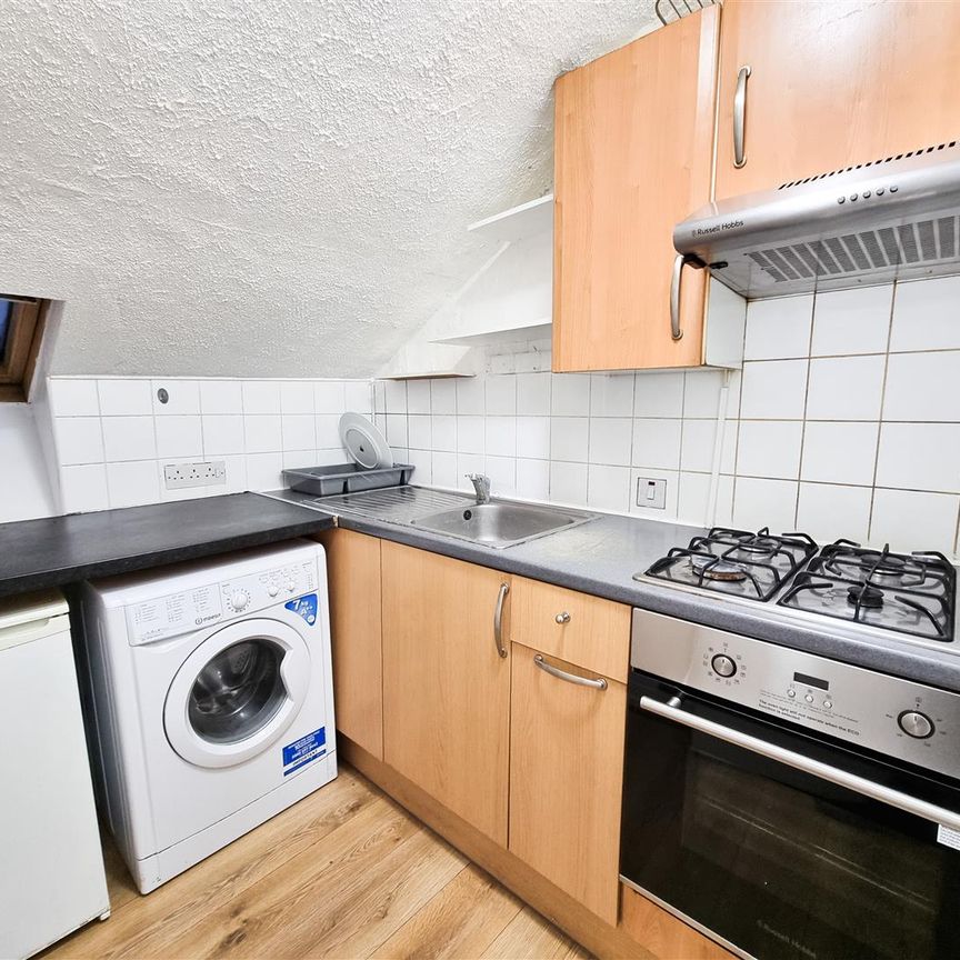 Cameron Road, Croydon - Photo 1