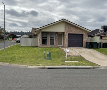 Modern Four Bedroom Home... - Photo 5