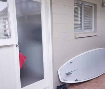 Rent includes water - Photo 4