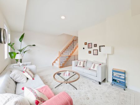 For Lease - 15 Ambereen Place, Clarington, Ontario - Photo 2