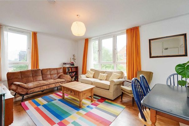 4 bedroom flat to rent - Photo 1