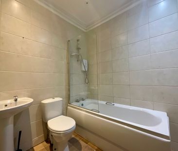 1 bedroom Apartment to let - Photo 1