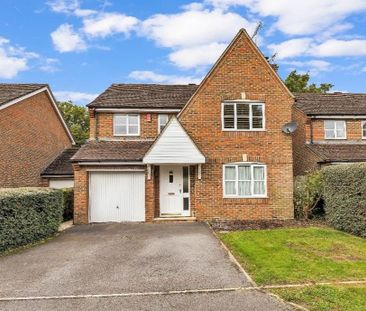 4 bedroom detached house to rent - Photo 3