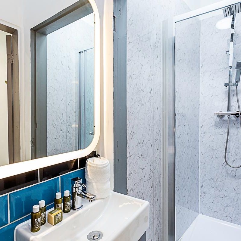 Studio Flat, Bond Street, W5 - Photo 1