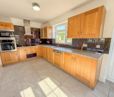 3 bedroom semi-detached house to rent - Photo 6