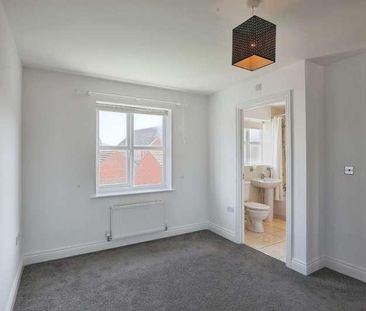 Mildenhall Way, Gloucester, GL2 - Photo 4