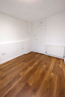 3 Bed Flat, Willesden Lane, NW2 - Photo 1