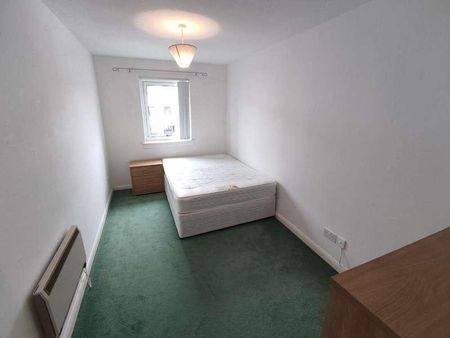 Mill Street, Bridgeton, Glasgow, G40 - Photo 5