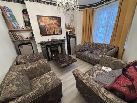 5 bedroom terraced house to rent - Photo 4