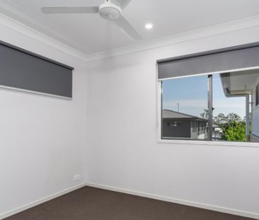 4 Bedroom Townhouse in Prime Location - Photo 3