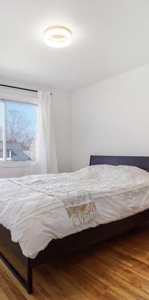 5½ lumineux rénové à Laval-des-Rapides – Disponible immédiatement. - Photo 1