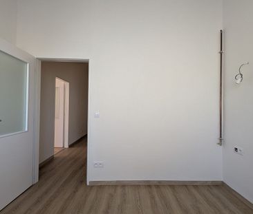 Pronájem bytu 1+1 42 m² - Fotografie 6