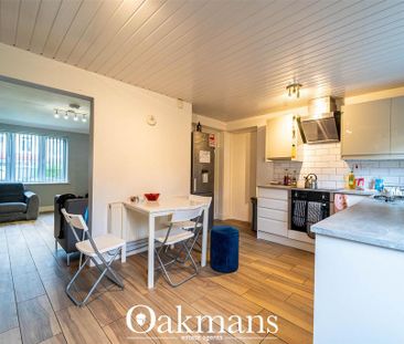 4 bedroom detached house to rent - Photo 4