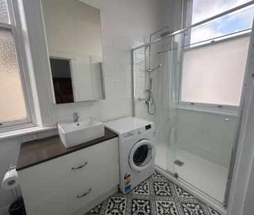 Central Furnished Living. - Photo 6