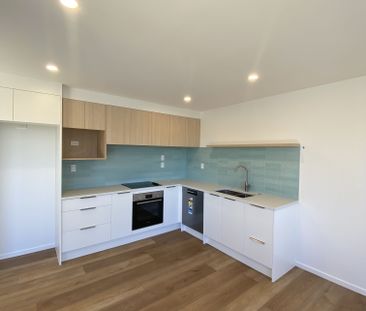 Brand New - 2 Bedrooms plus Study - Photo 6