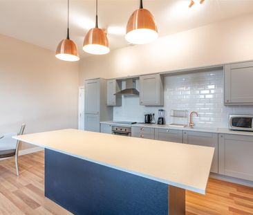 2 bed apartment to rent in Northumberland Street, City Centre, NE1 - Photo 5