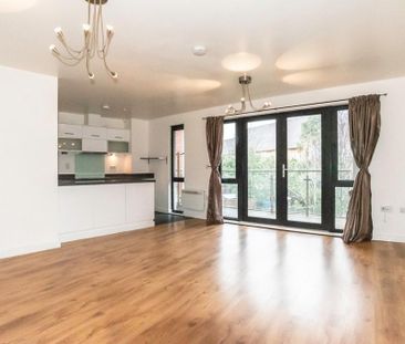 3 bedroom apartment to rent - Photo 2