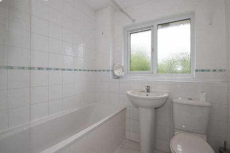 2 bedroom terraced house to rent - Photo 5