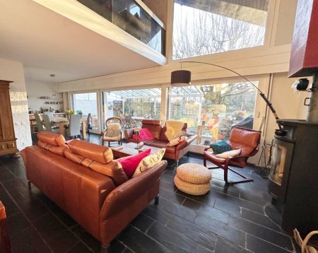 Belle maison meublée 6mois / 5 chambres / jardin et piscine - Foto 2