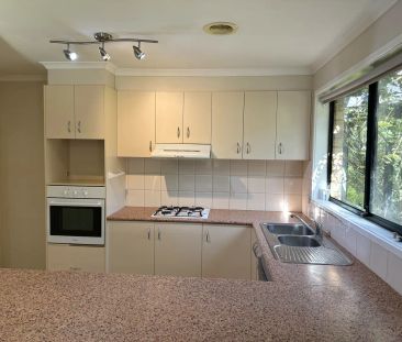 “Family Comfort in Prime Location” - Photo 6