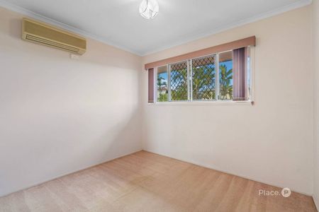 2, David Close, QLD, Sunnybank Hills - Photo 2